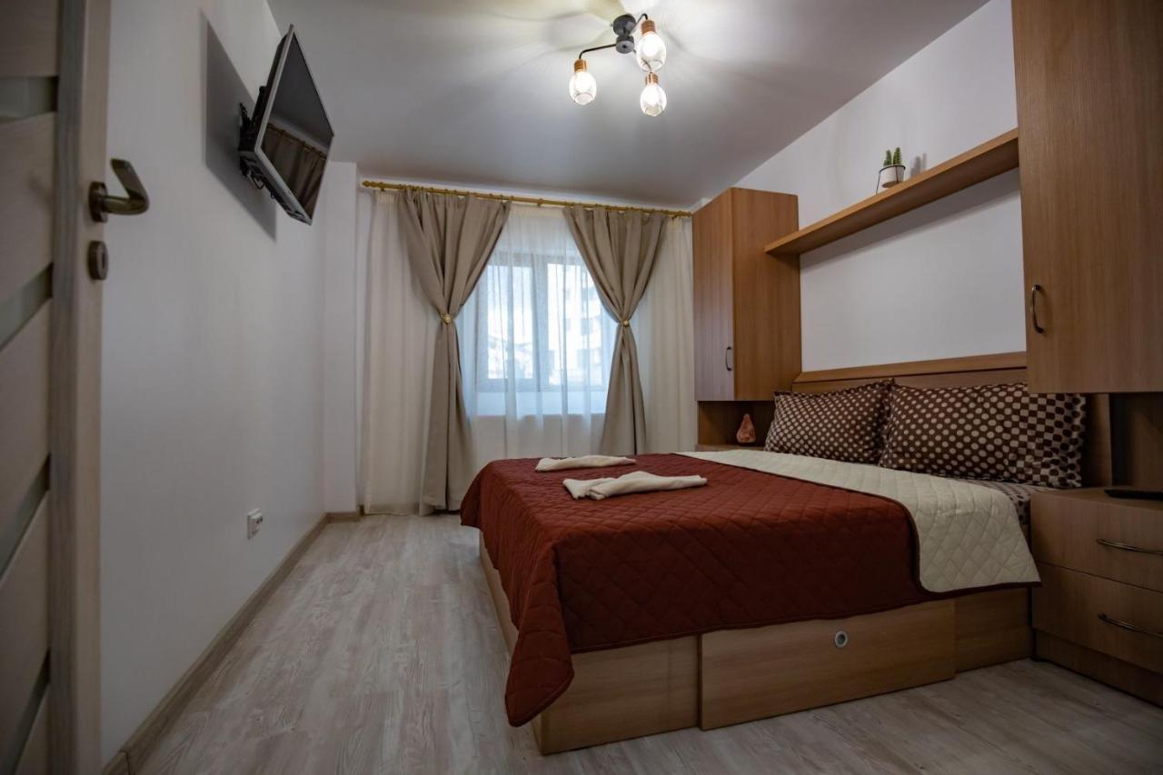 Apartament Natalia Apartment Tîrgu Ocna Екстериор снимка